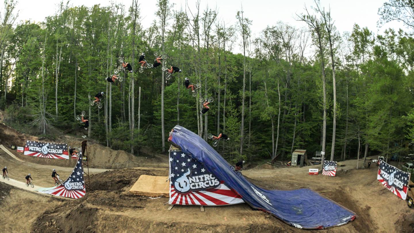 jed-mildon-bmx-quadruple-flip-