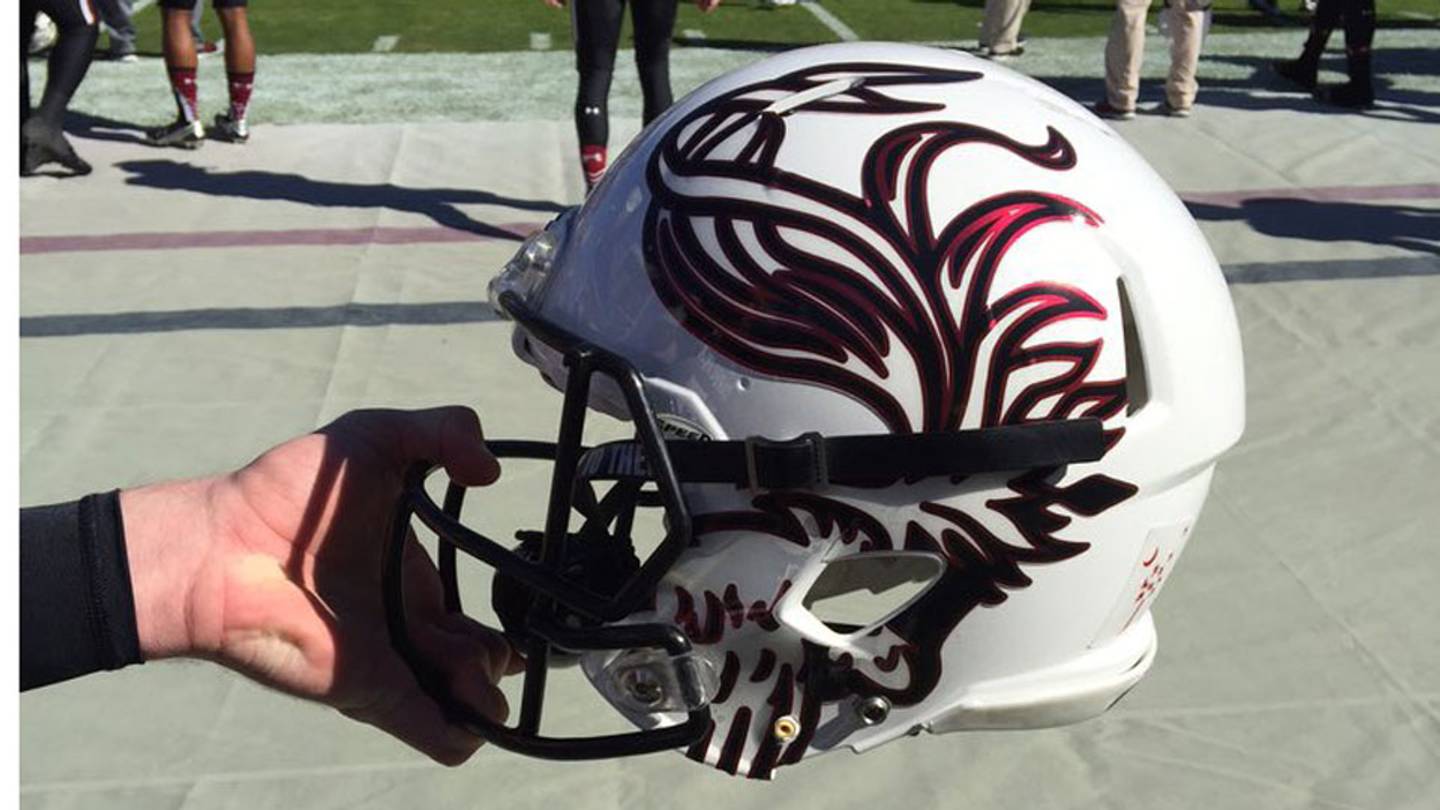 South Carolina unveils alternate helmet for Florida game