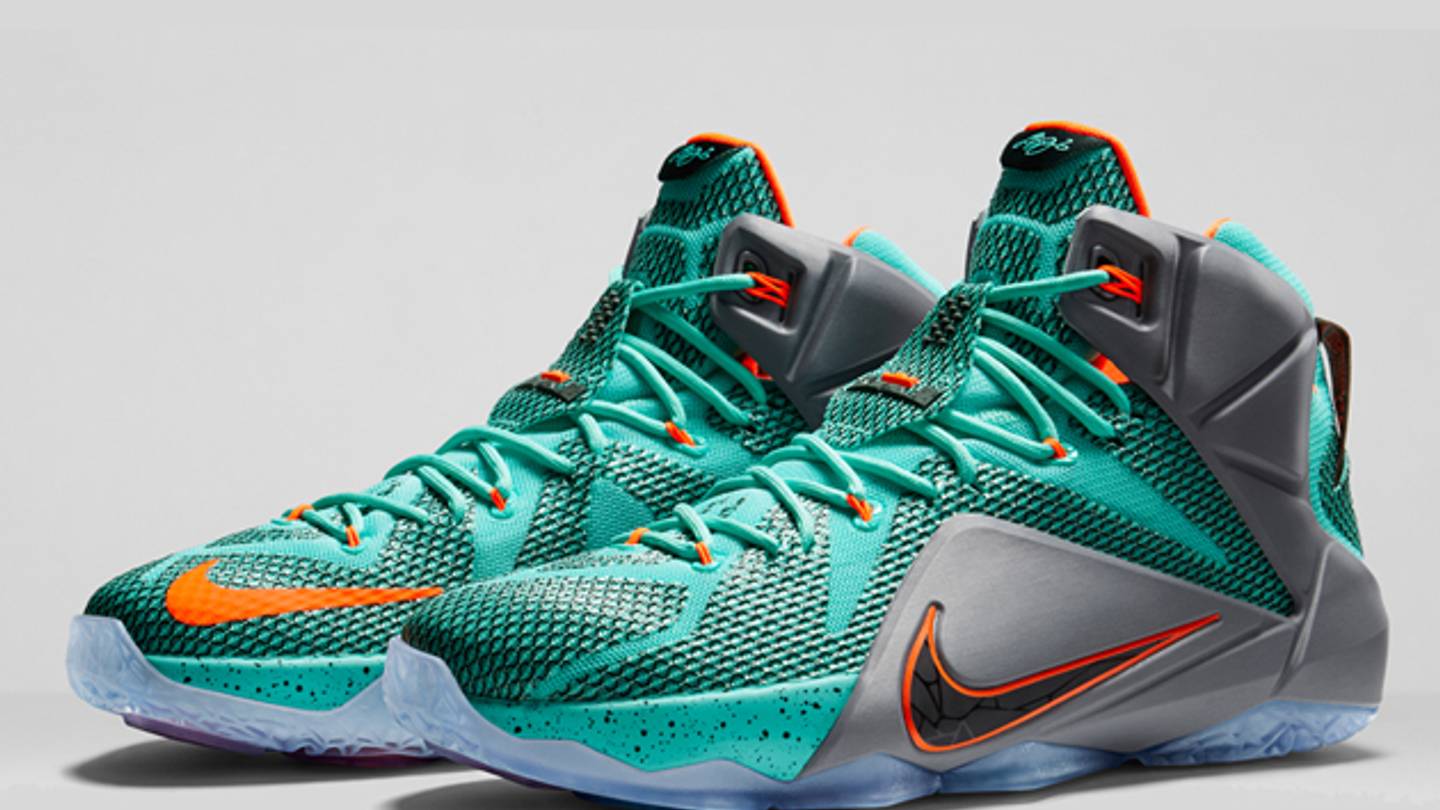 LeBron James talks diet, Cavaliers at Nike 'LeBron 12' unveiling