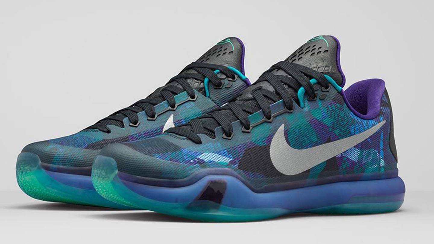 [新品] NIKE Kobe リバーシブル バスケットボール セットアップ Kicks and Colors: Kobe X Overcome recognizes Bryant's intense rehab