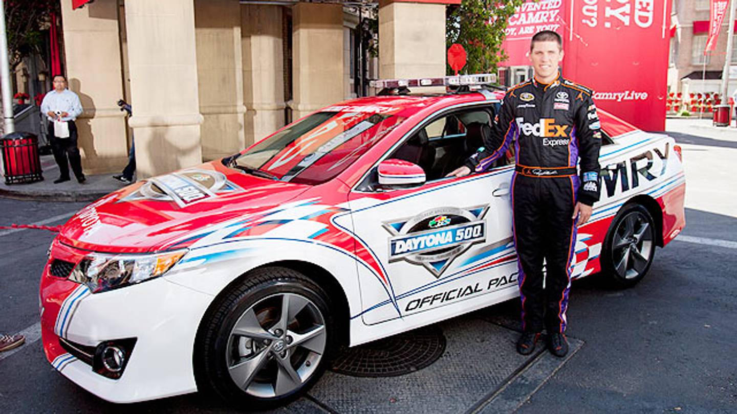 denny-hamlin.jpg
