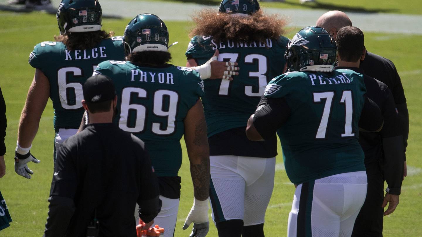Eagles Position Examination: Offensive Line (It Wasn't as Bad as it Looked)
