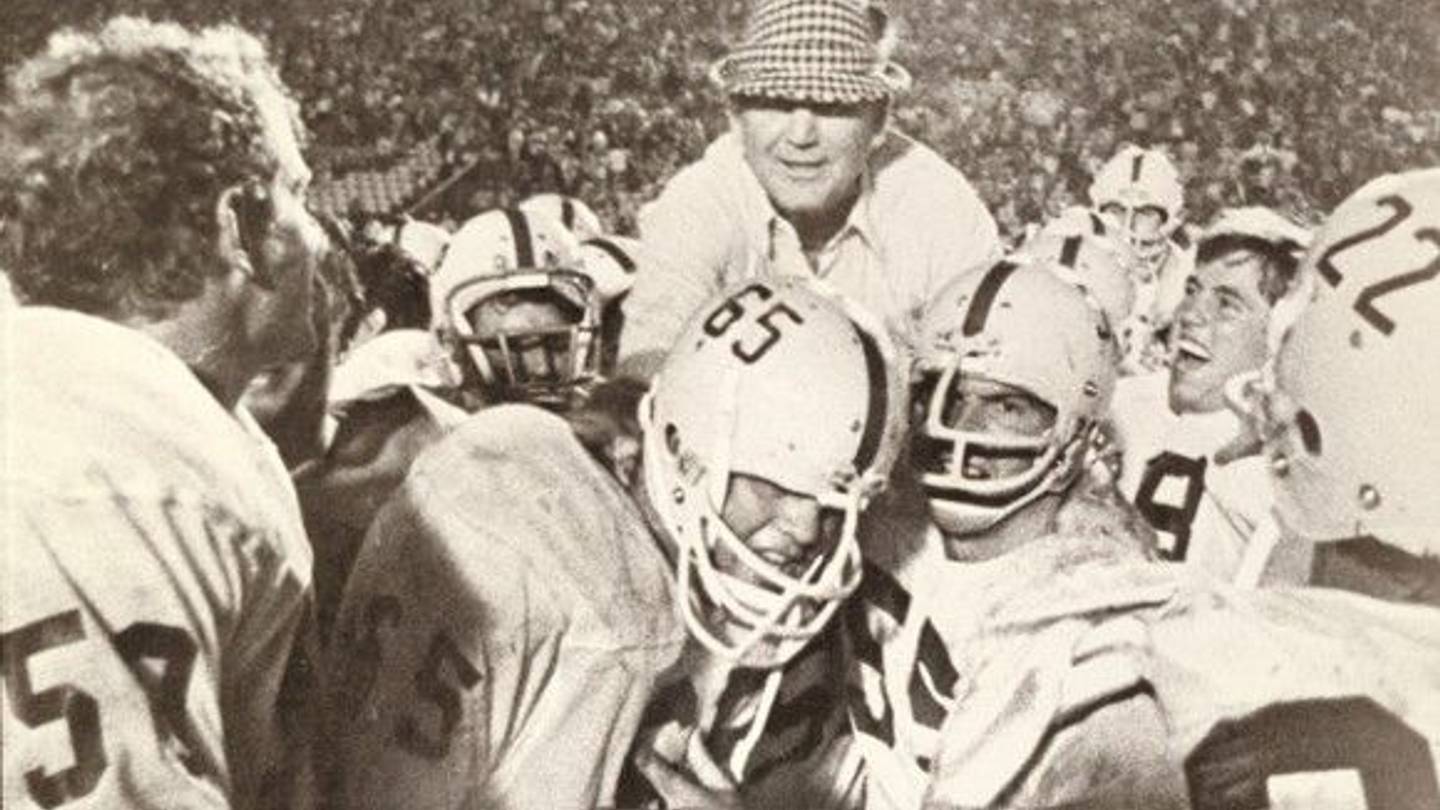 Daily Dose of Crimson Tide: White Helmets