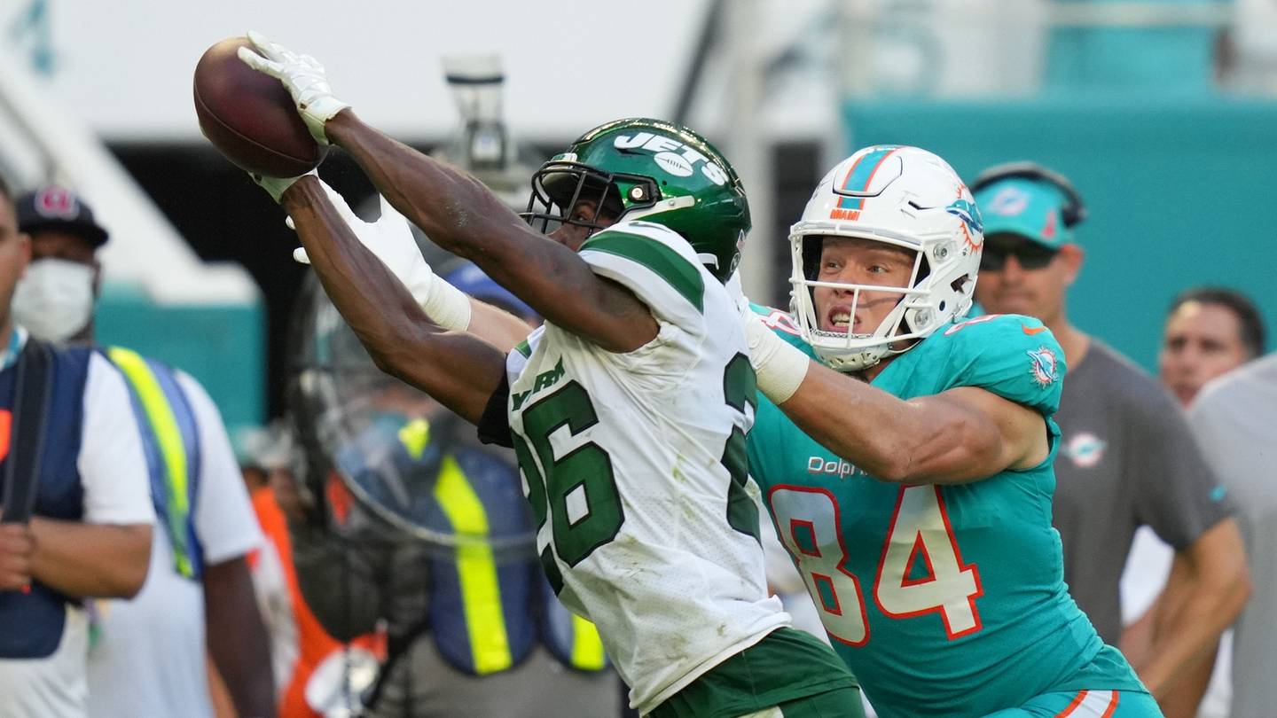 Dj Reed Interception Jets' Hamstrung Cornerbacks Ruled Out, Still Hope for DJ Reed