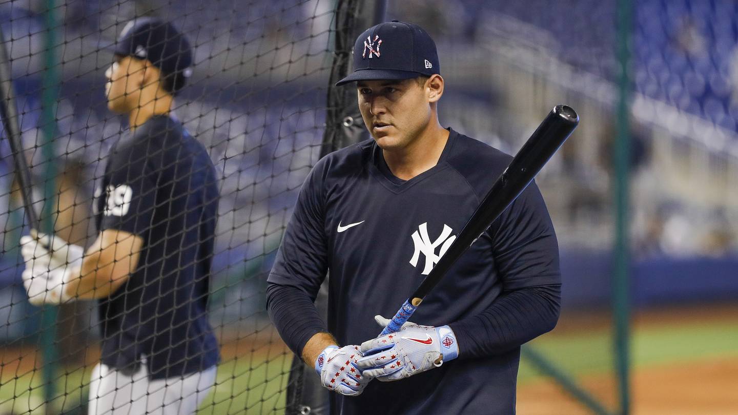 G Rizzo Anthony Rizzo Tests Positive For COVID-19 as Yankees' Latest Outbreak ...