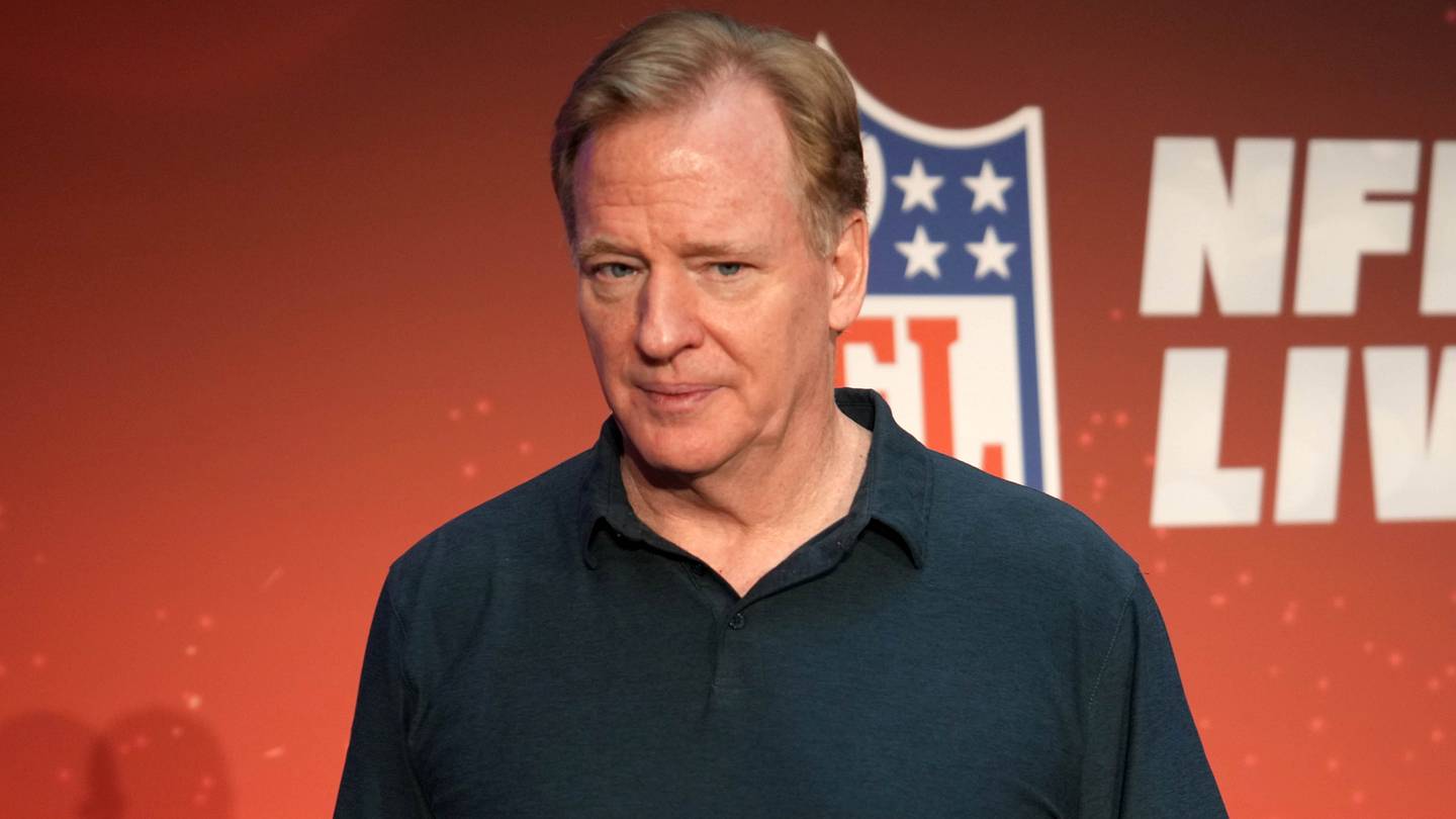 NFL Apparently Bans Current, Former NFL Players From Radio Row Because ...