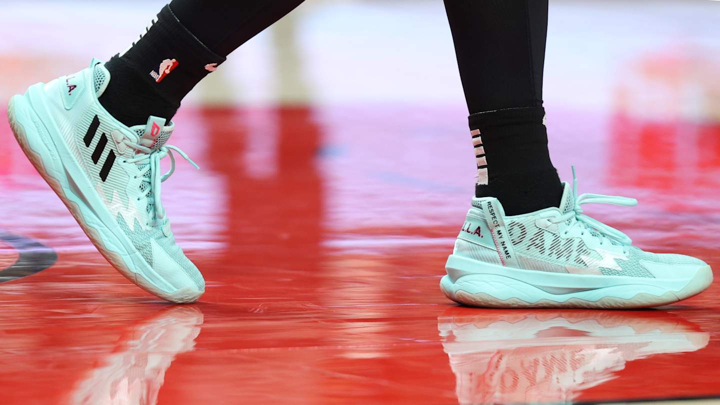 damie♡ Damian Lillard Drops 60 in Adidas Dame 8