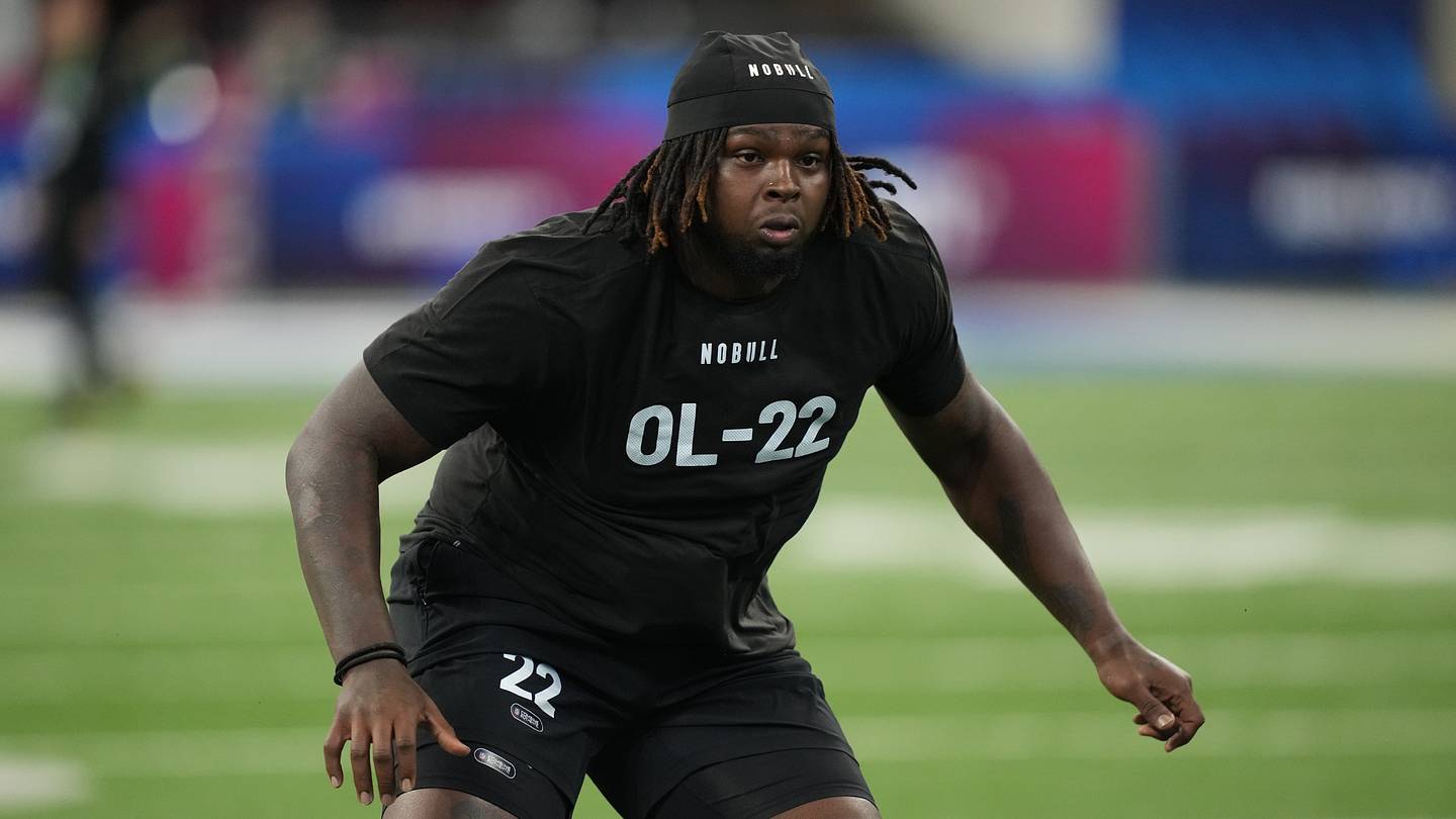 Rams Address OL, Pick Potential Starters in CBS NFL Mock Draft