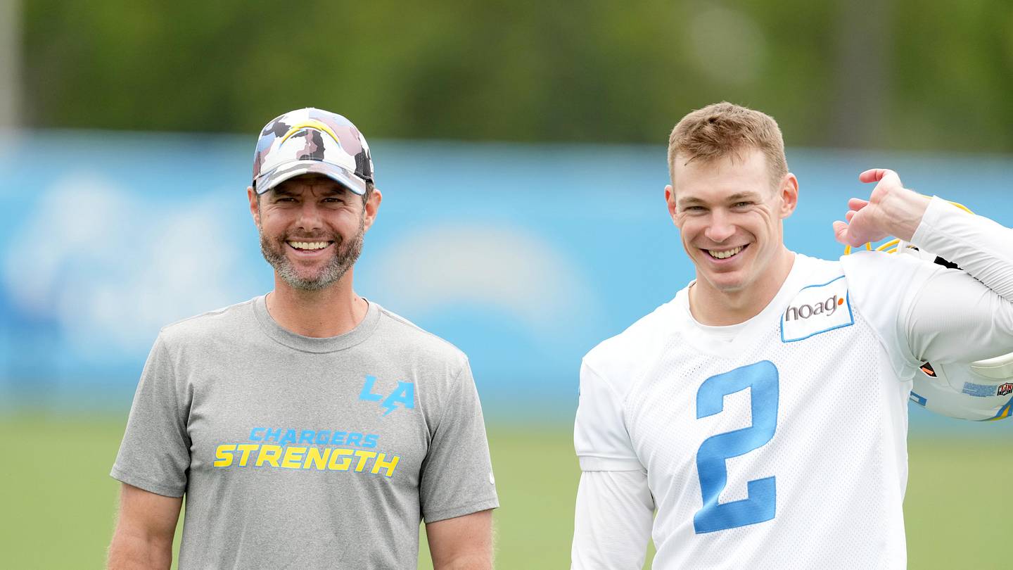 Chargers News Bolts Expert Predicts LA's QB Depth Chart