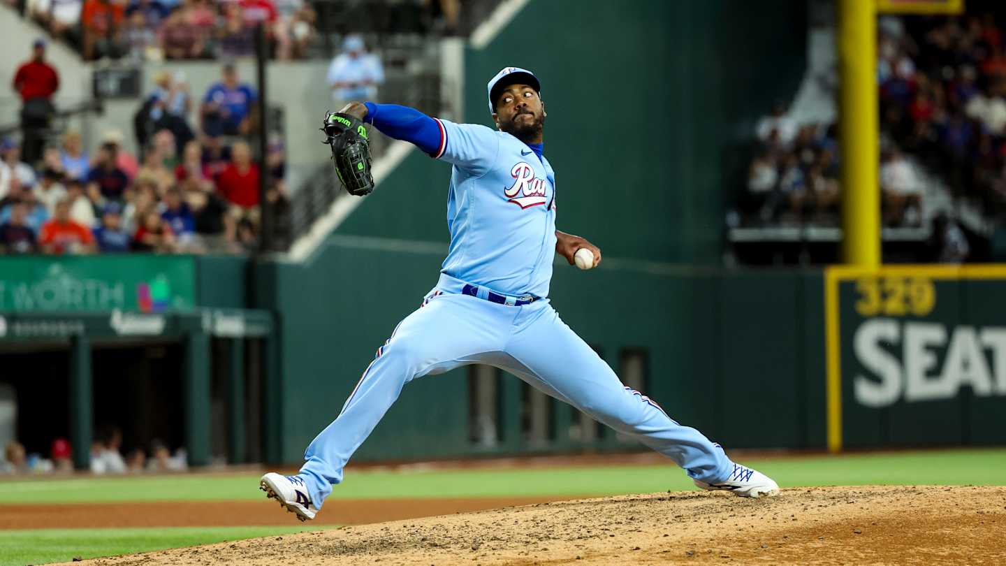 Aroldis Chapman Impressive in Texas Rangers Debut, But Was It Too Brief?