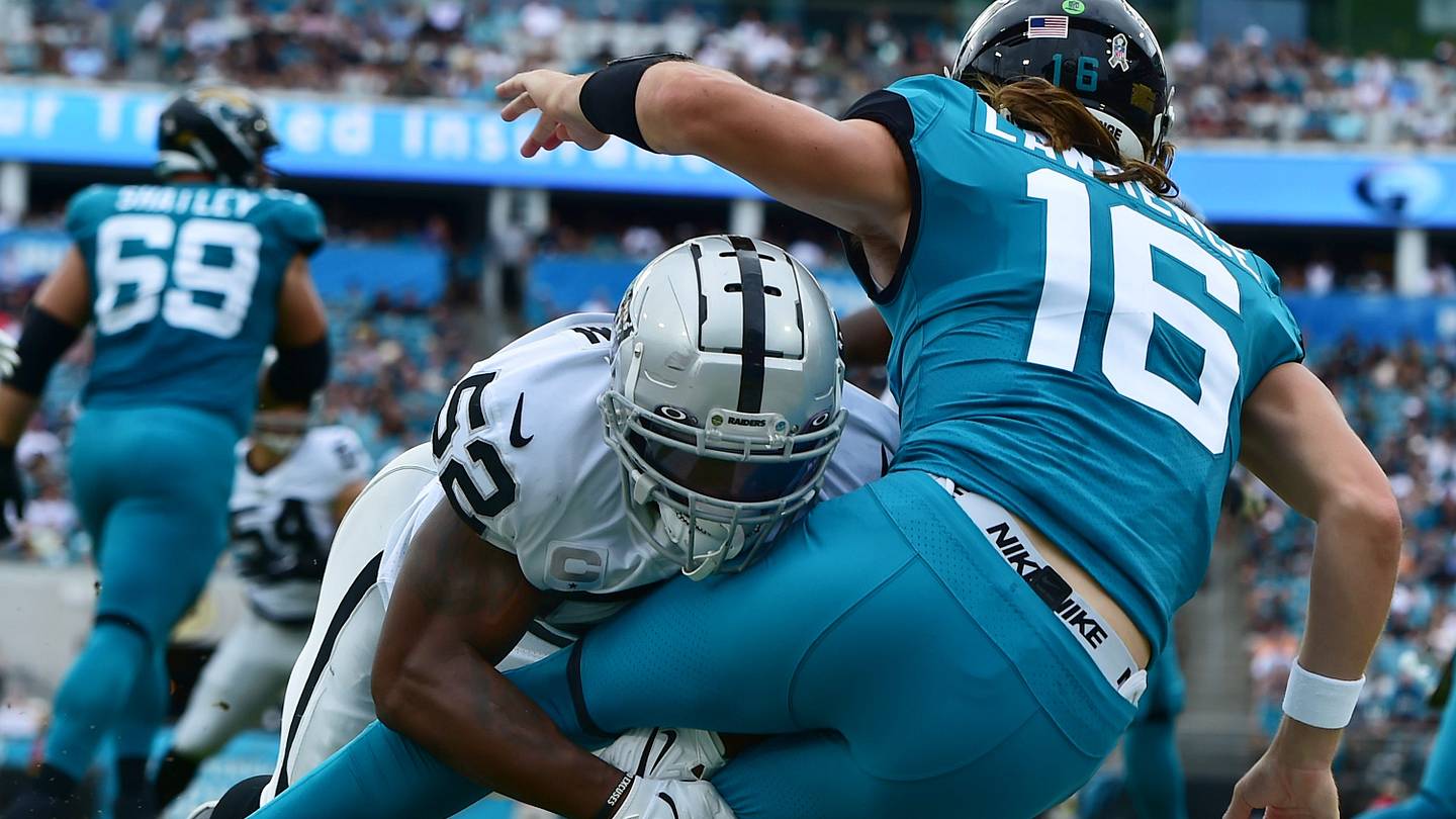 Texans' LB Denzel Perryman Has DeMeco Ryans 'Fired Up'