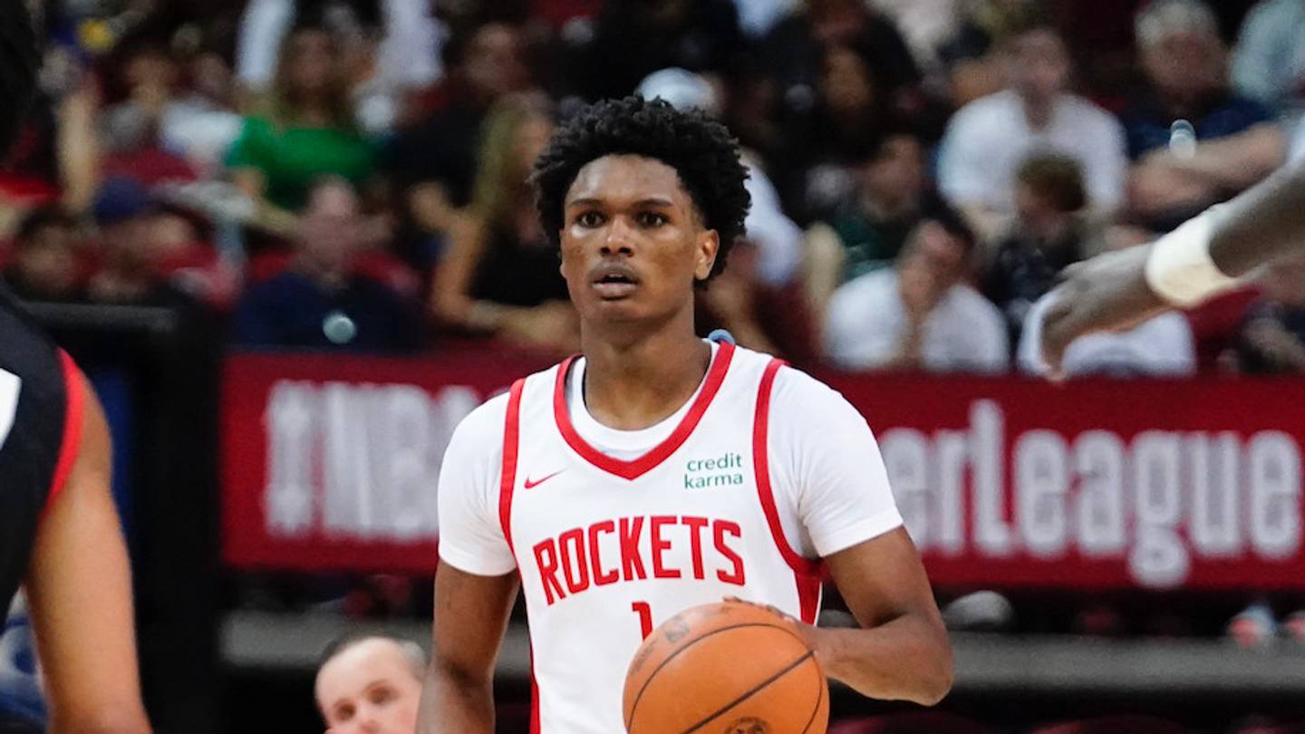 Why The Houston Rockets Shouldn't Add More Players