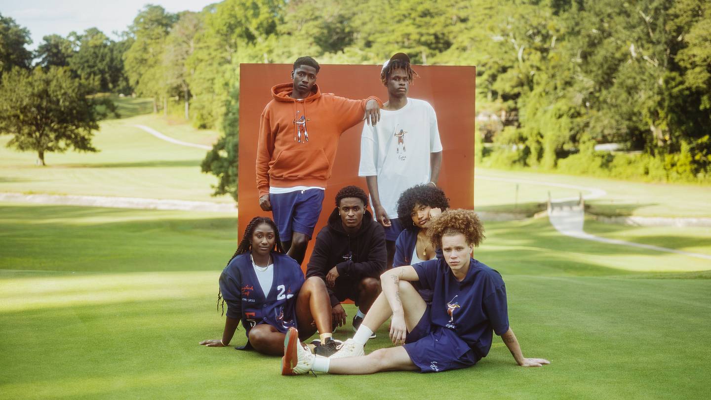 lifestyle_wall_snkrs-web-