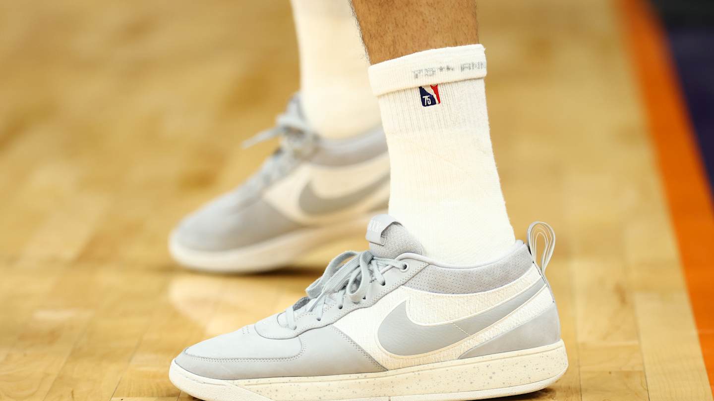 devin booker shoes air force 1