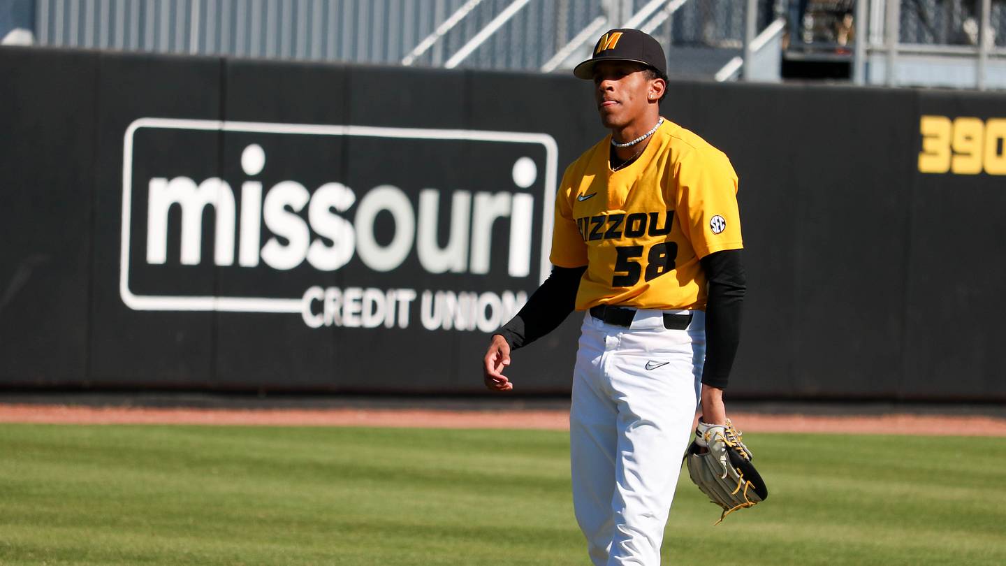 Missouri Baseball Defeats Rival Kansas 5-4 in Extra Innings