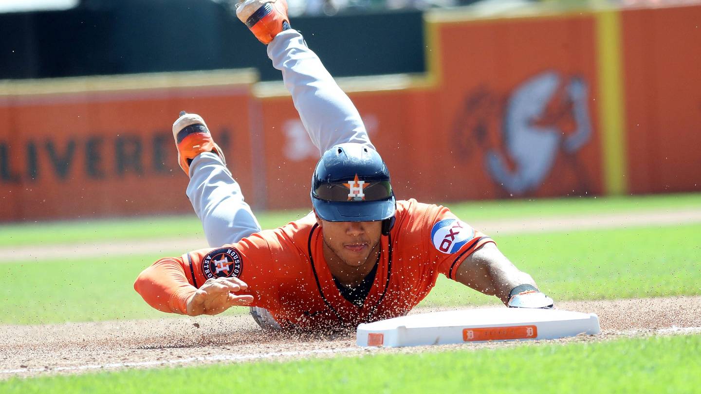 Houston Astros Take Surprising Dip in MLB Power Rankings