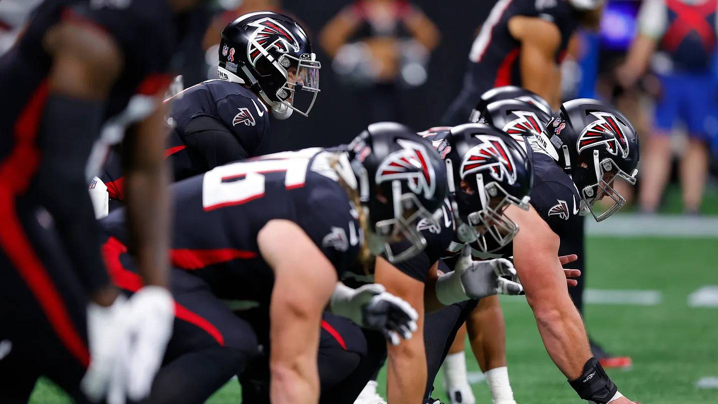 Why Falcons Offensive Line 'Really Excites' Raheem Morris, Zac Robinson