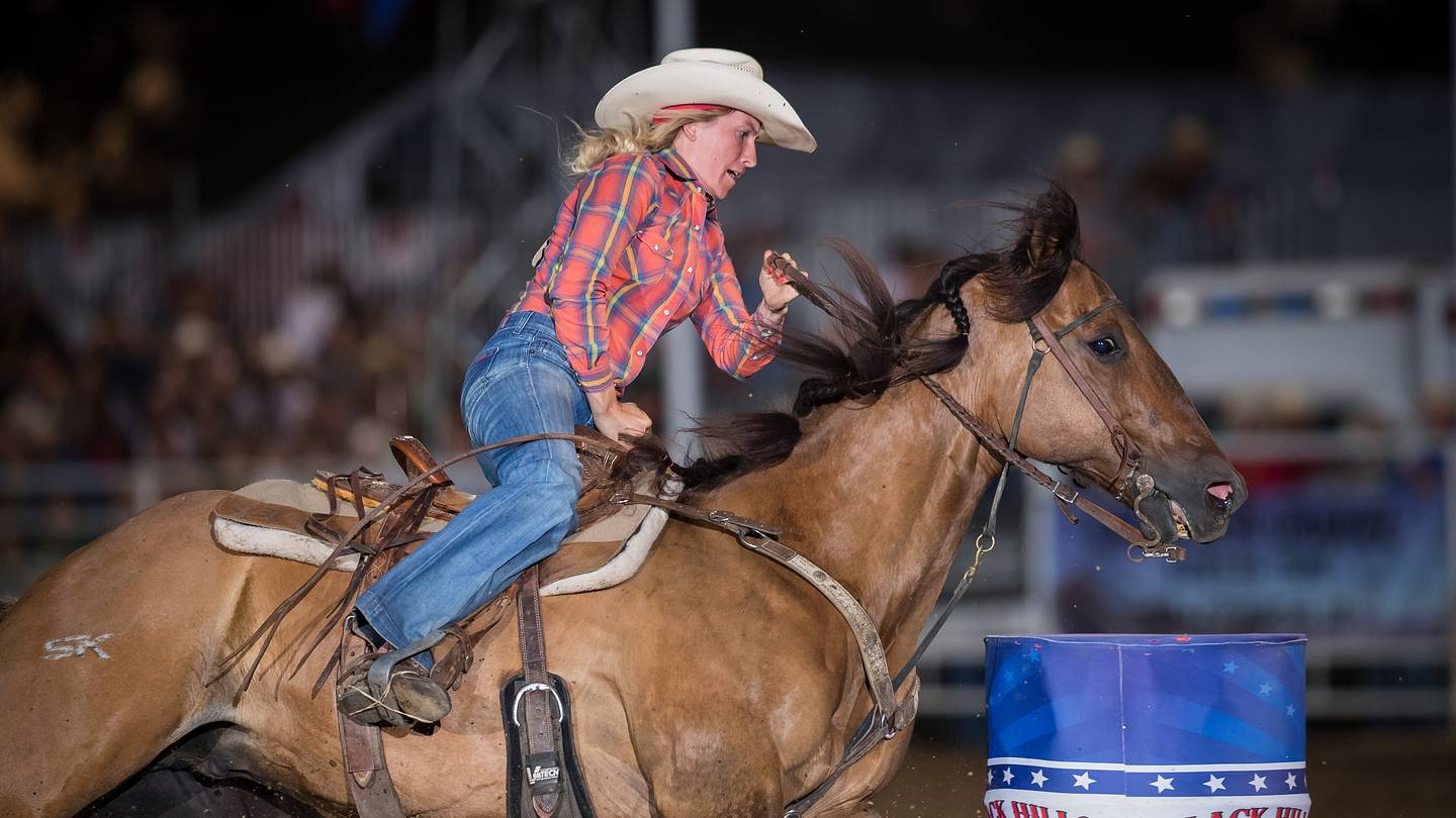 As Pink Buckle Approaches, All Eyes Are On the Millions as Stars Come Out