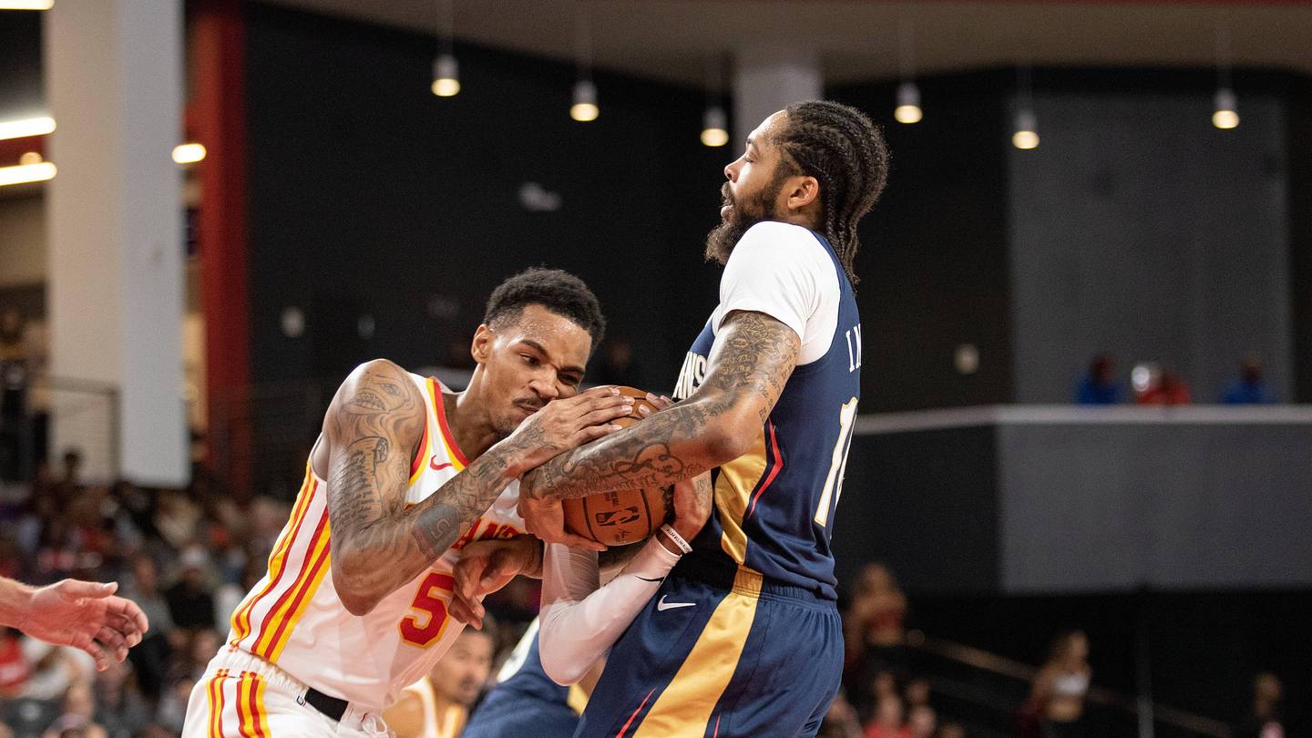 Pelicans Remain Winless After Loss To Hawks