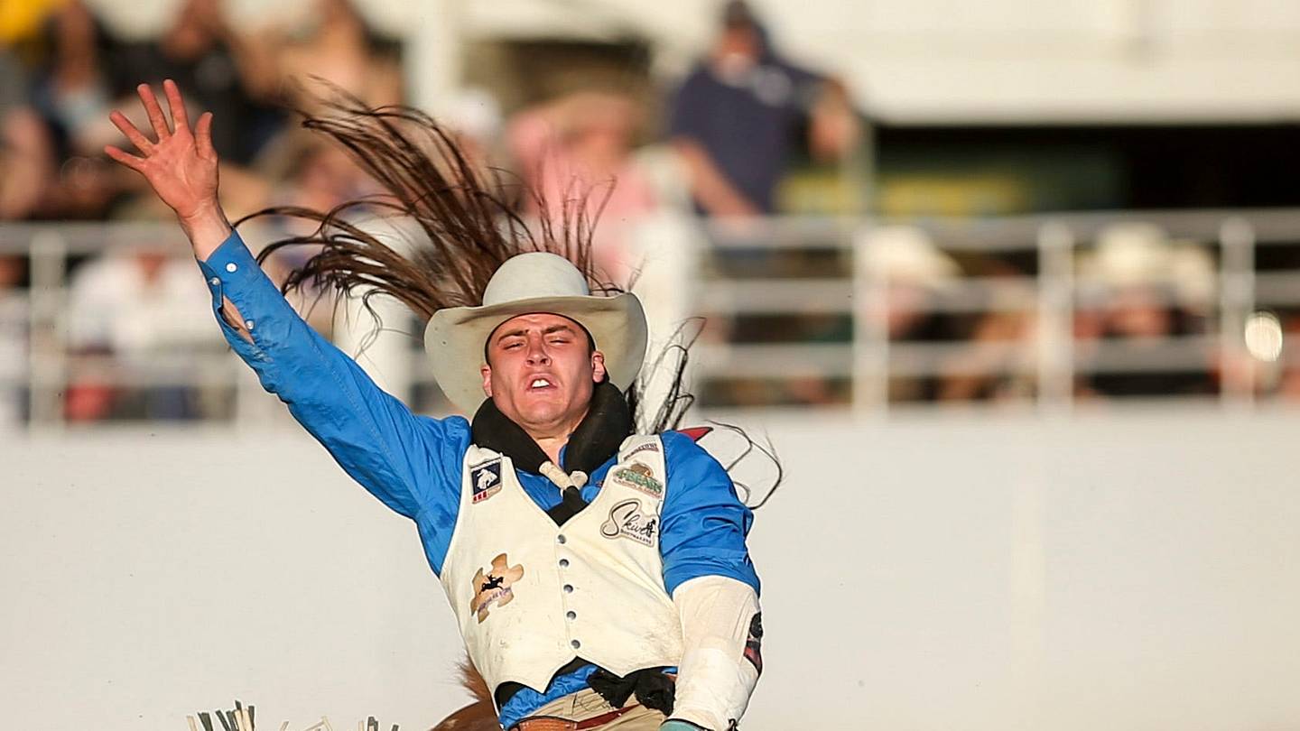 9 Days to the NFR: Bareback Rider No. 9 Jayco Roper