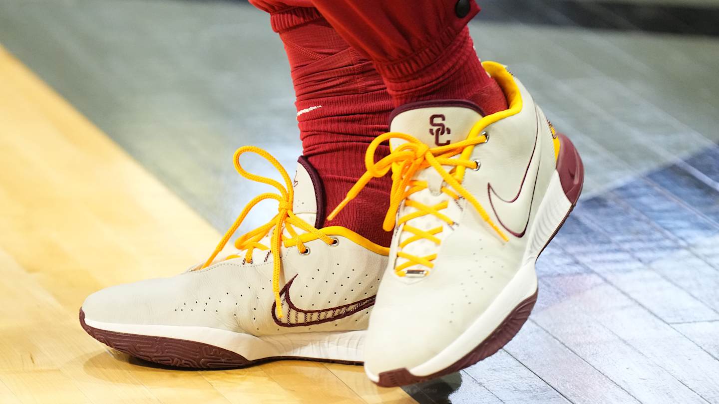 bronny james shoe size