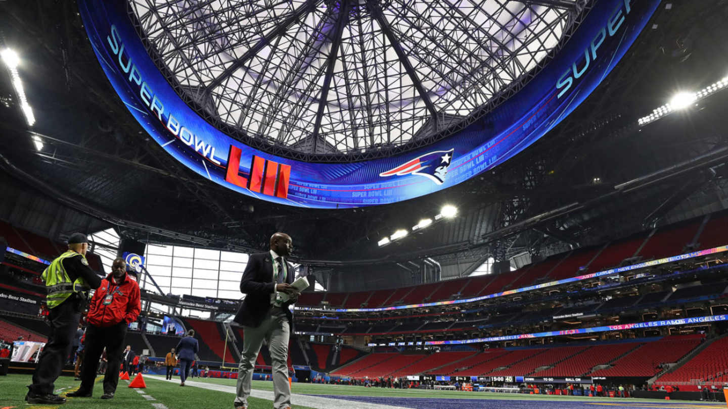 Man with ALS dies in car fire on his way to Atlanta for Super Bowl(00)