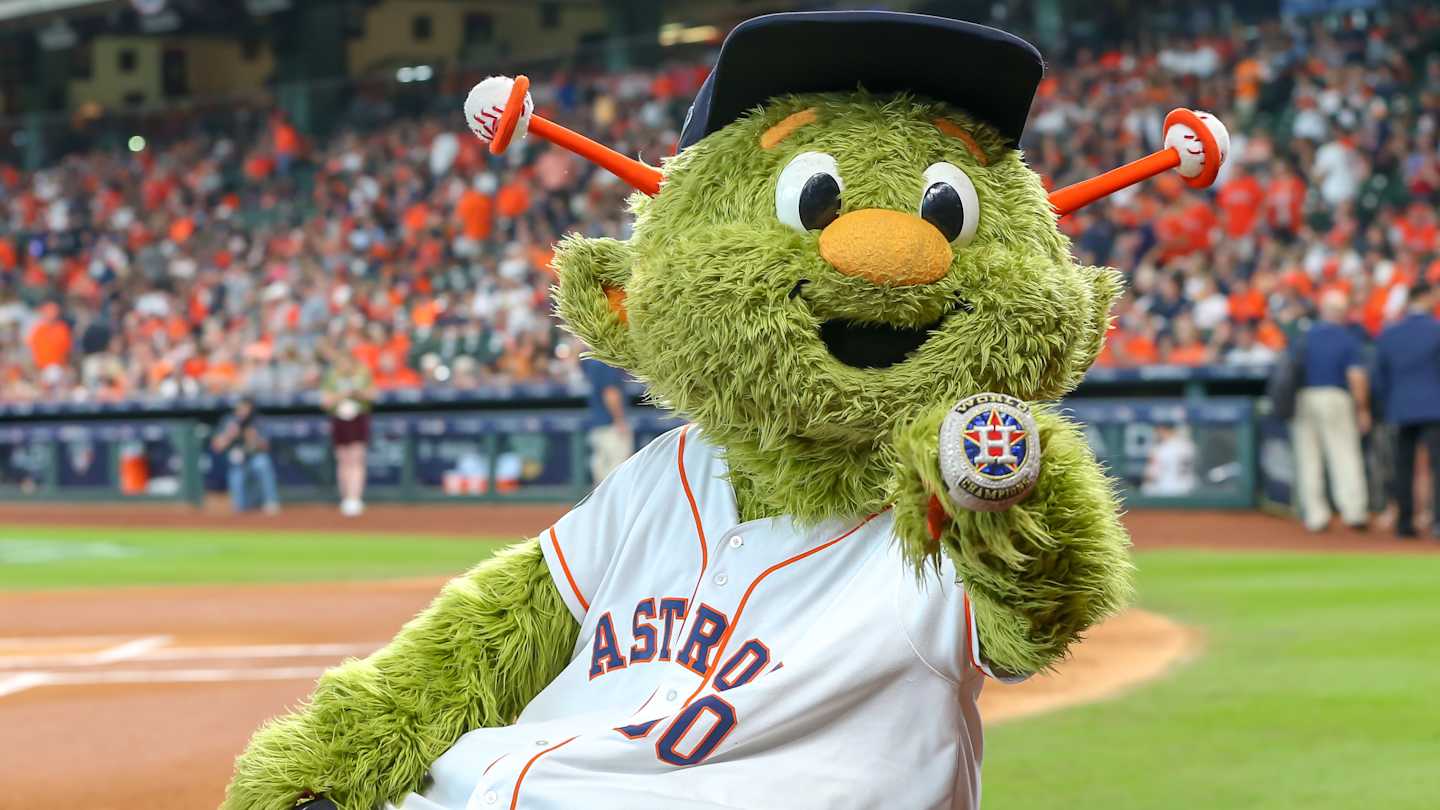 Astros lawsuit Is team responsible for fan's broken finger? Sports