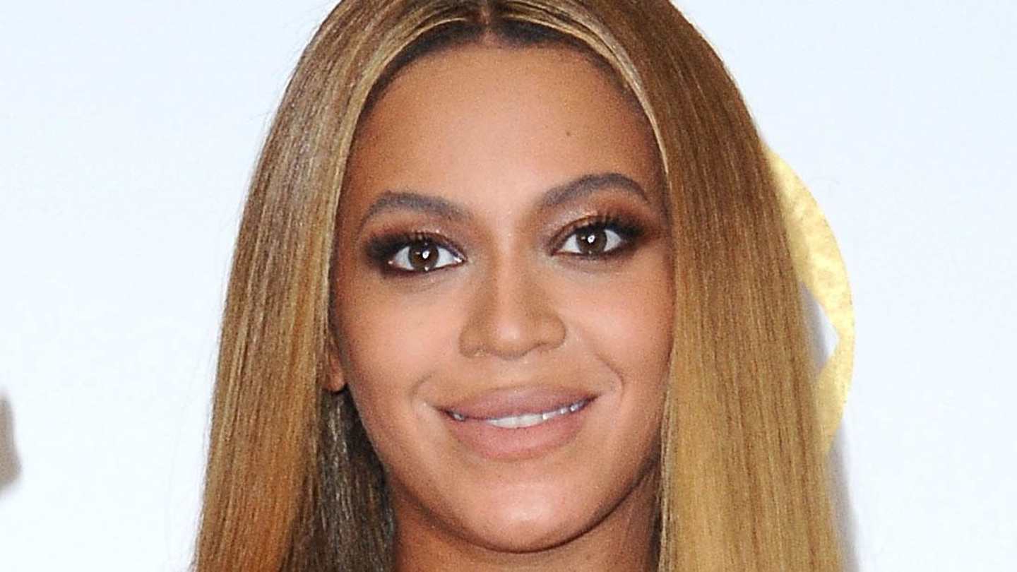 Beyonce interested in owning piece of Houston Rockets - Sports Illustrated