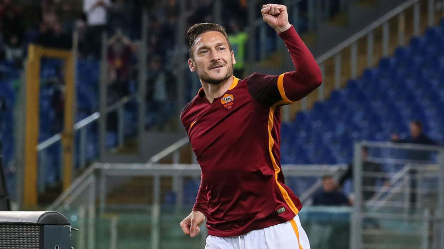 Watch: Totti sparks Roma's comeback win, scores two off bench