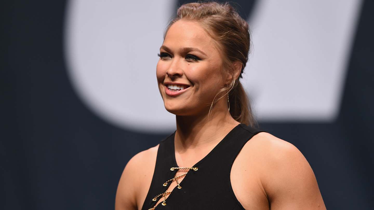 Ronda Rousey: Fights man on Ellen - Sports Illustrated