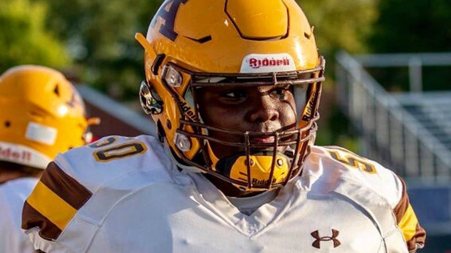 2022 Defensive Tackle Derrick Shepard Elated By Michigan Offer - Sports ...