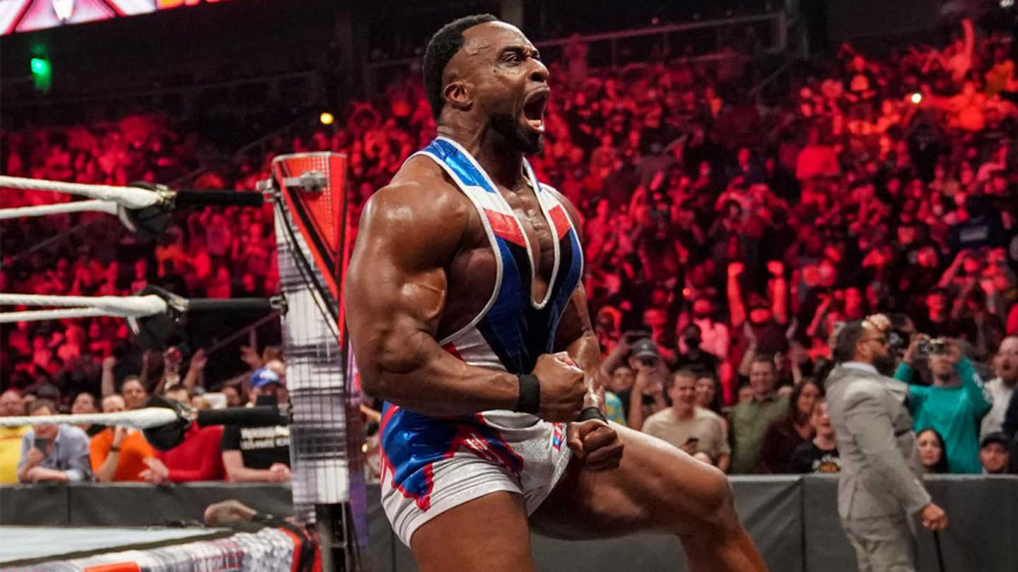 Big E breaks neck in fall during WWE ‘Smackdown’ - Sports Illustrated