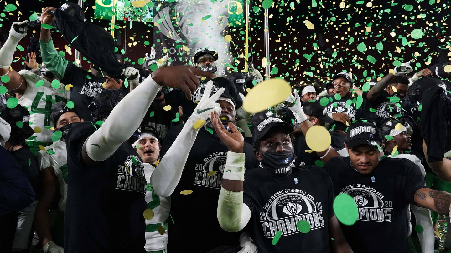 Will 12-Team College Football Playoff Benefit the Pac-12?