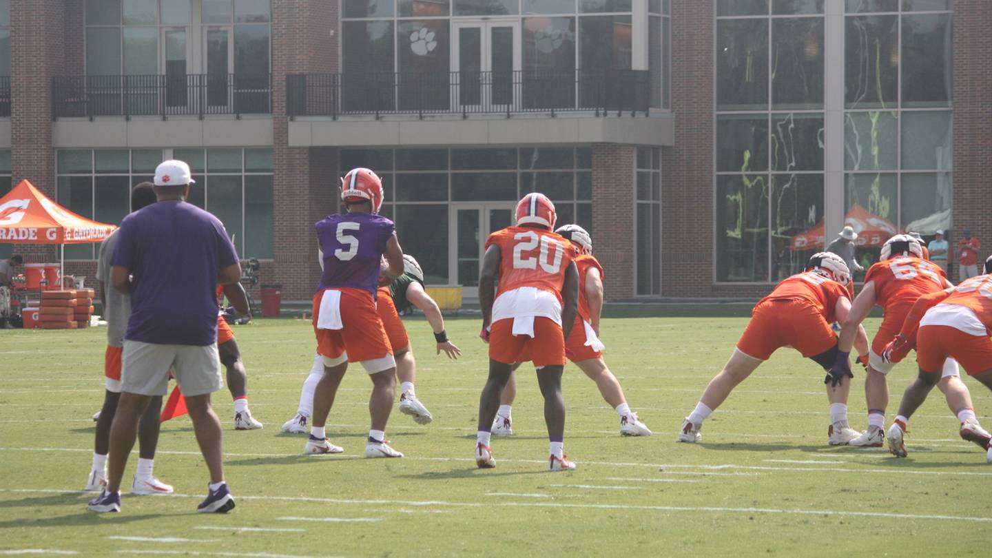 Predicting Clemson Tigers Depth Chart Versus Bulldogs Sports