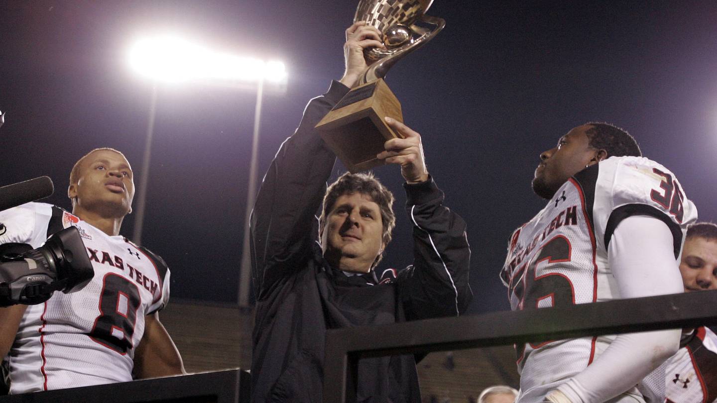 Mike Leach's Track Record Tells Us Massive Turnaround Could Be in Store for Mississippi State