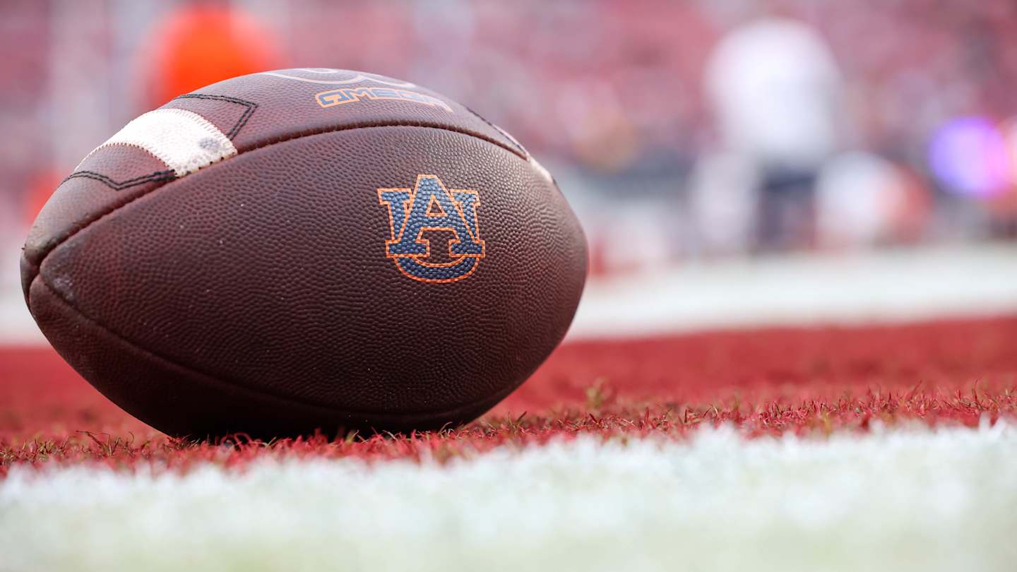 Perry Thompson has been recruiting hard since flipping to Auburn