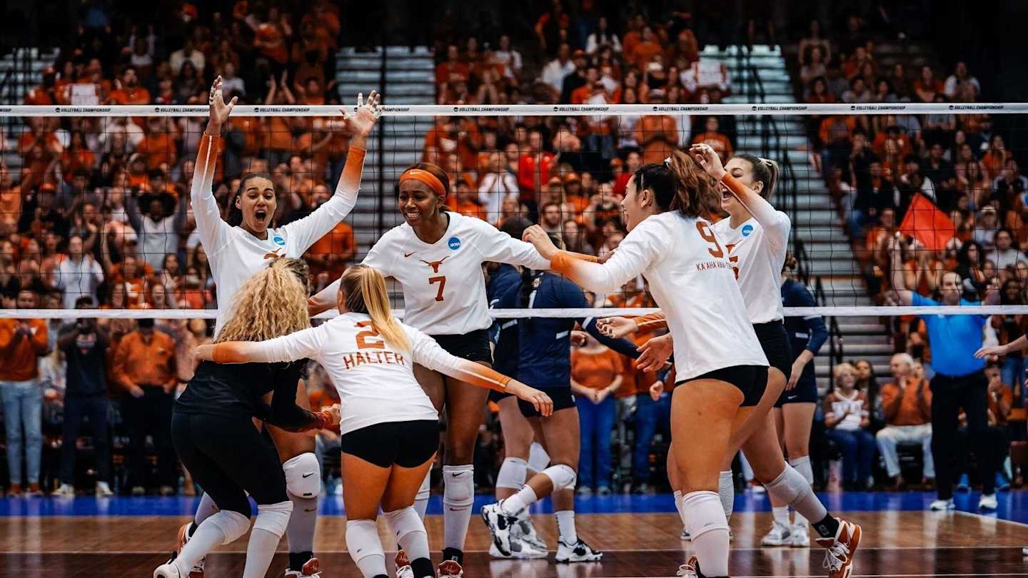 texas-sweeps-louisville-to-win-ncaa-women-s-volleyball-national-title