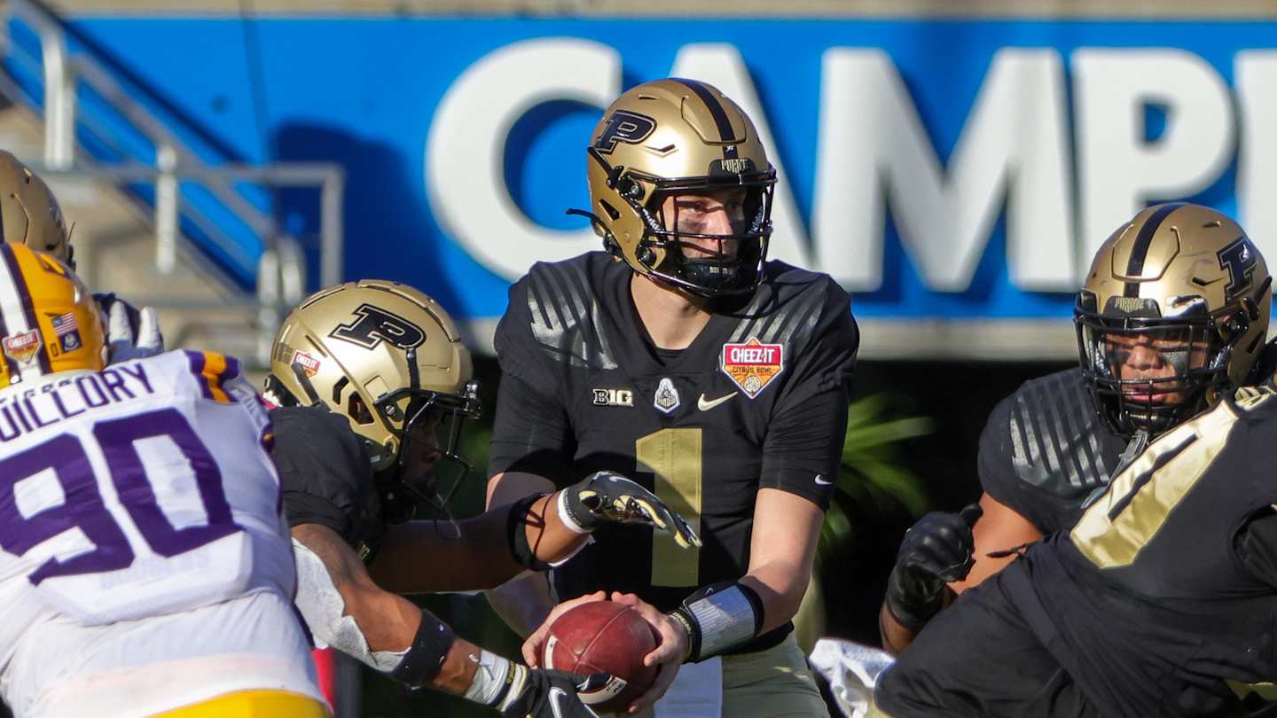 Purdue Quarterback Michael Alaimo Enters NCAA Transfer Portal - Sports ...