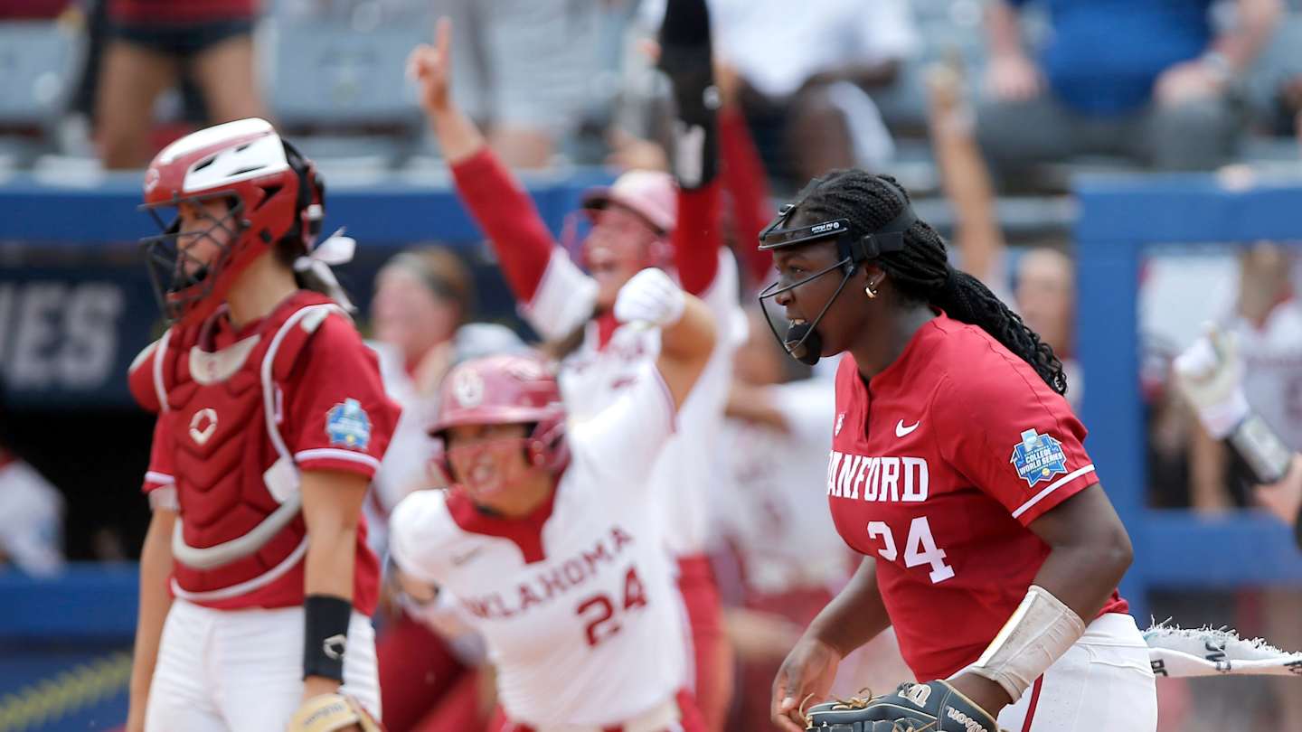 Stanford S Dream Season Comes To An End After Extra Innings Loss To No Usatsi 20833578 