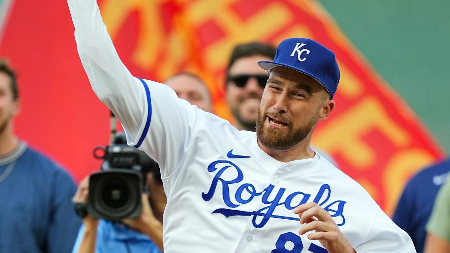 Kansas City Chiefs' Travis Kelce Throws Out Successful First Pitch at