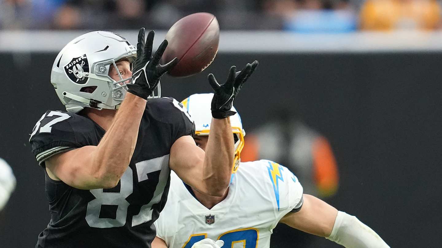 Saints TE Foster Moreau Announces Cancer Is in Full Remission Sports