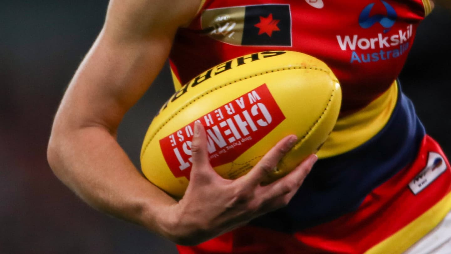 Australian Football Player First Female Athlete Diagnosed With(02)