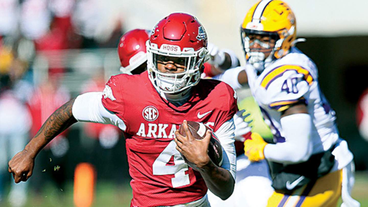 First Half: Razorbacks Hanging Tough with LSU - Sports Illustrated All ...