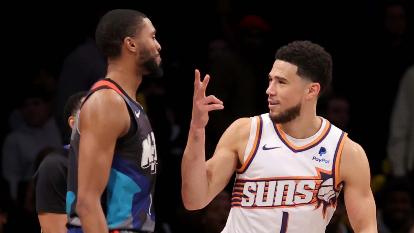 Devin Booker Playfully Taunted Mikal Bridges With His Own Celebration