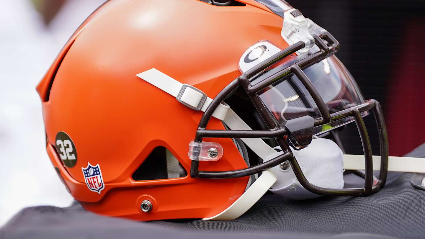 Browns Announce Unofficial Depth Chart Sports Illustrated Cleveland