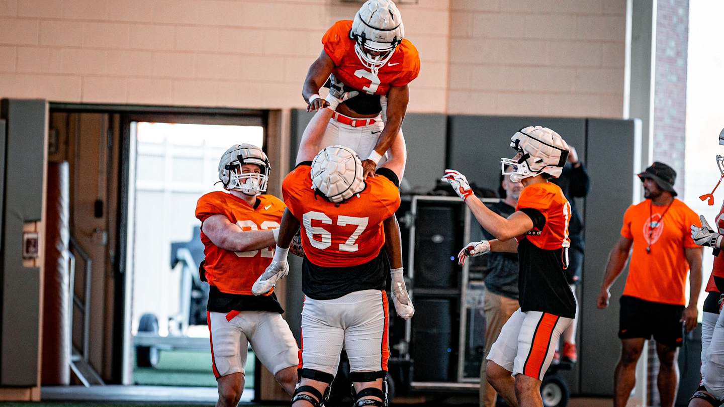 Fourth Oklahoma State Starting Offensive Lineman Announces Return For ...