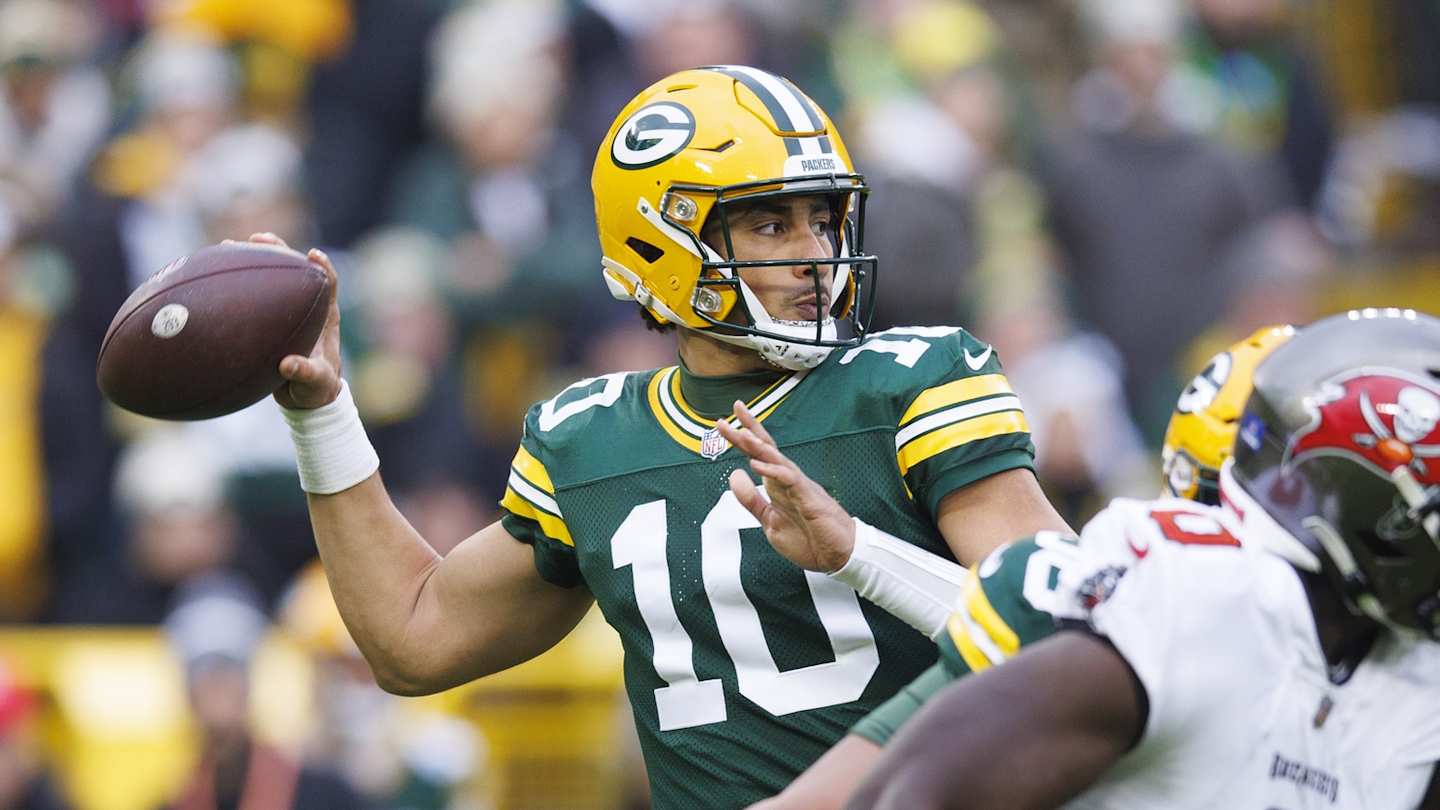 Packers Release Depth Chart for Matchup with Panthers Sports