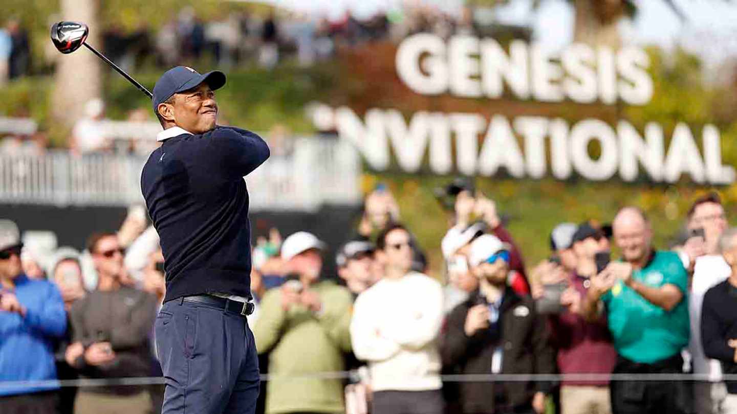 Tiger Woods Finishes First Round With Three Straight Birdies At Genesis