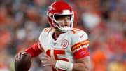 Patrick Mahomes Injures Knee, Leaves Chiefs' Win vs. Broncos in Second Quarter