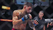 UFC 298 | Topuria triunfa en el pesaje y la pelea contra Volkanovski está confirmada